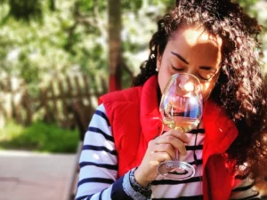 Cordones trenzados, vinos descorchados